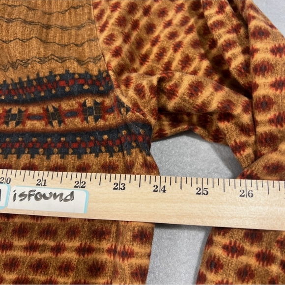 Woolrich Men's Camel Engineered Stripe Aztec Button Down Size XL - Picture 8 of 12